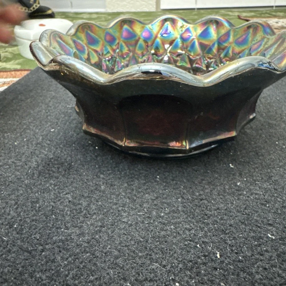 Vintage FENTON CARNIVAL GLASS IRIDESCENT AMETHYST Grape Leaf Candy/Nut Bowl 6